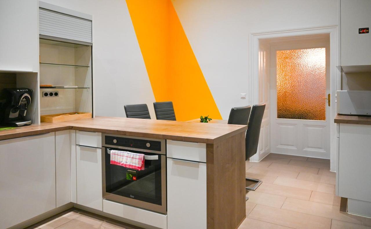 Modern Apartment Wiener Stadthalle מראה חיצוני תמונה